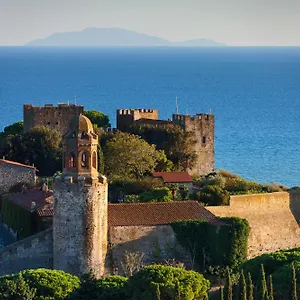 Tuscan Gallery House Grosseto